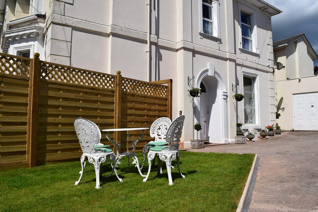 Tor Park Holiday Flatlets Torquay Esterno foto